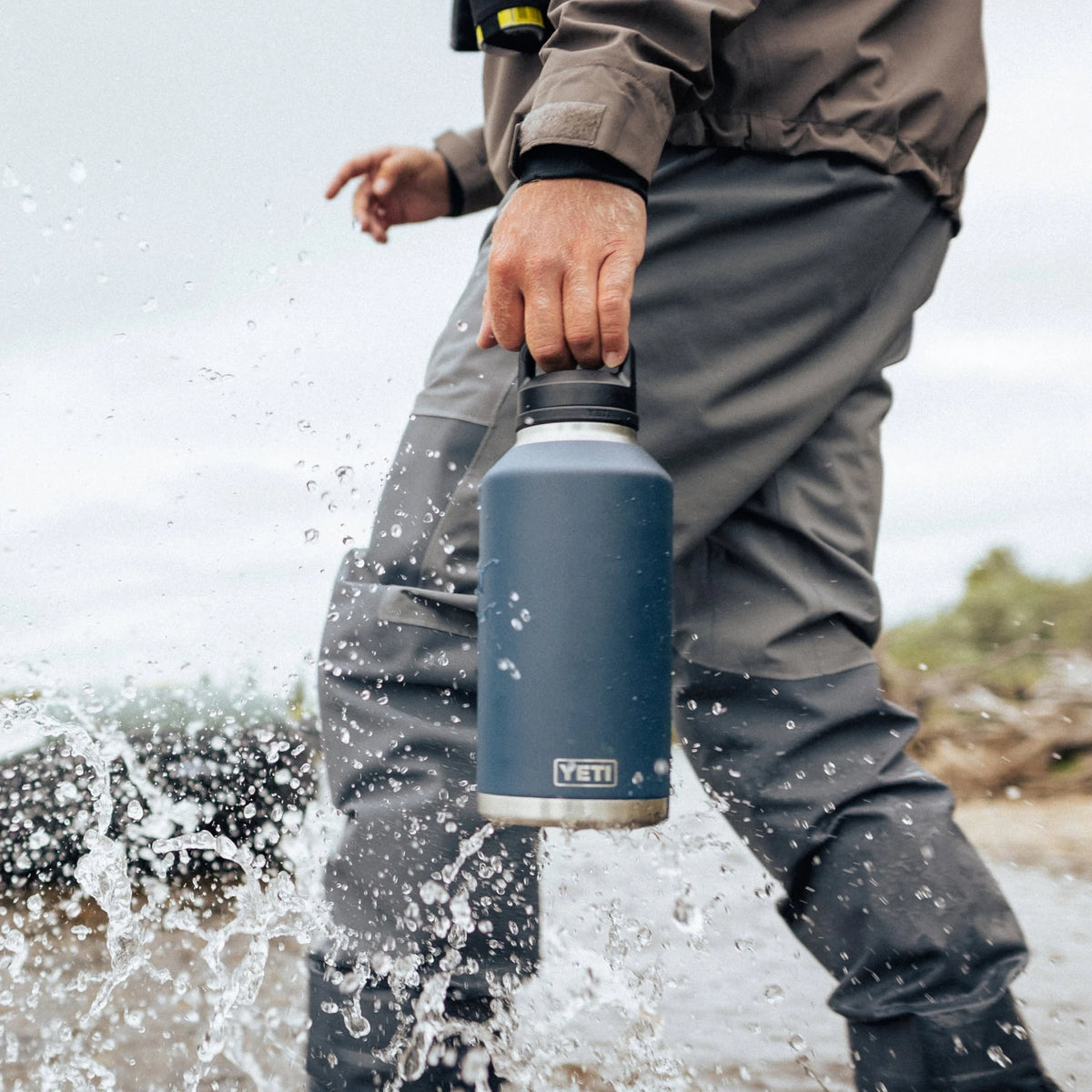 64 oz Water Bottle - US 1725