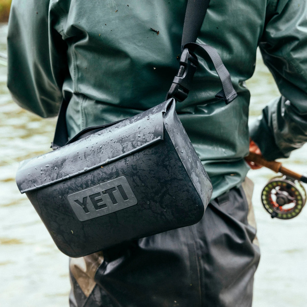 3L Waterproof Gear Case - US 9243